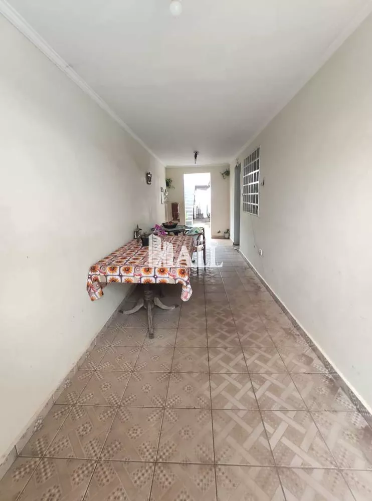 Casa à venda com 3 quartos, 160m² - Foto 2