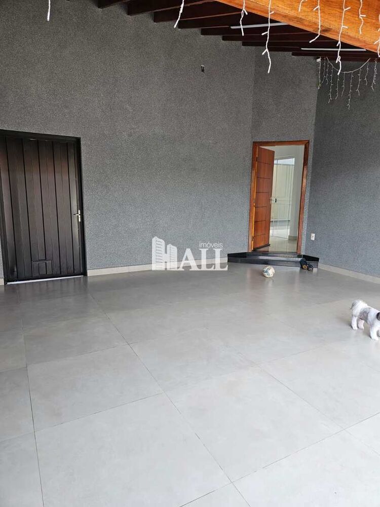 Casa à venda com 2 quartos, 140m² - Foto 4
