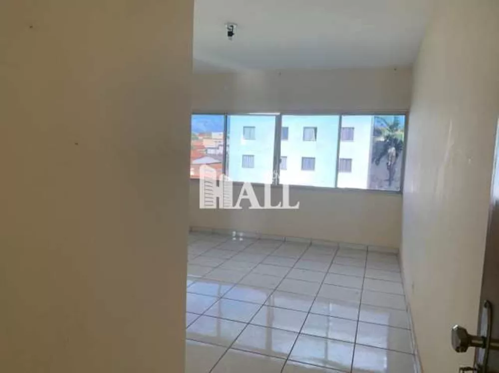 Apartamento à venda com 3 quartos, 105m² - Foto 2