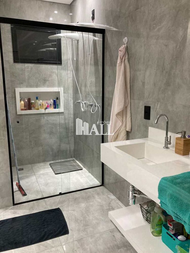 Casa, 3 quartos, 210 m² - Foto 1