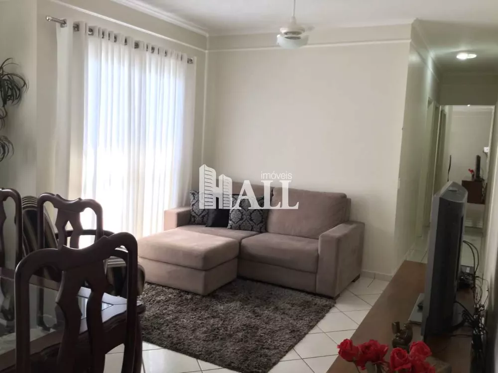 Apartamento à venda com 3 quartos, 98m² - Foto 1