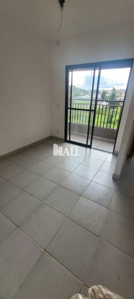 Apartamento à venda com 2 quartos, 45m² - Foto 2