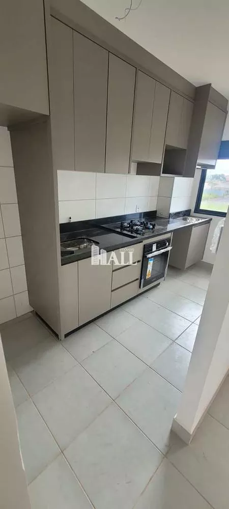 Apartamento à venda com 2 quartos, 45m² - Foto 1