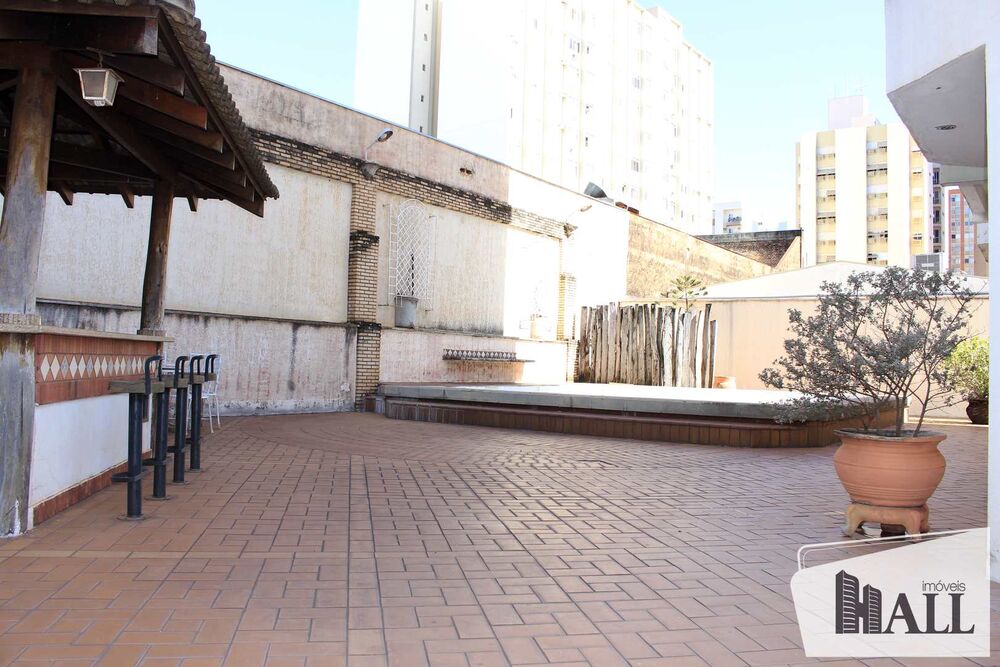 Apartamento, 3 quartos, 145 m² - Foto 1