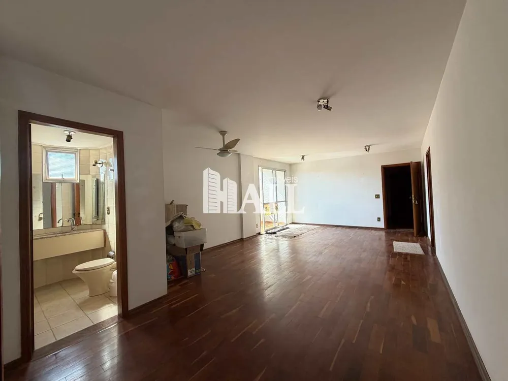 Apartamento, 3 quartos, 145 m² - Foto 1