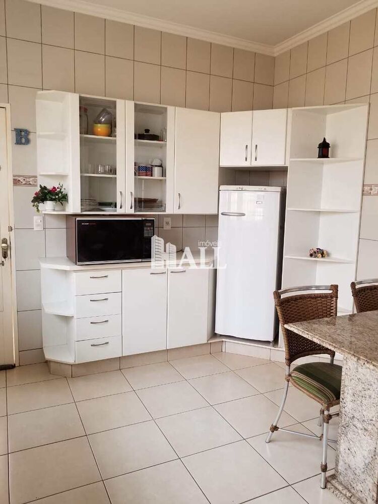 Casa à venda com 2 quartos, 212m² - Foto 1