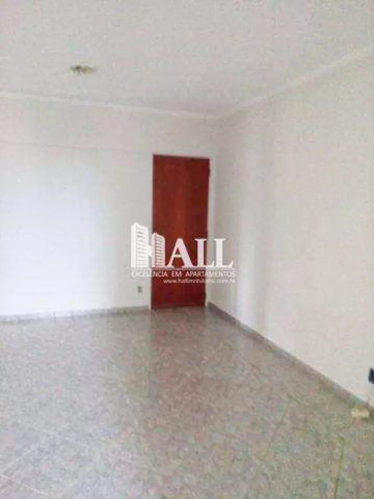 Apartamento à venda com 3 quartos, 95m² - Foto 1