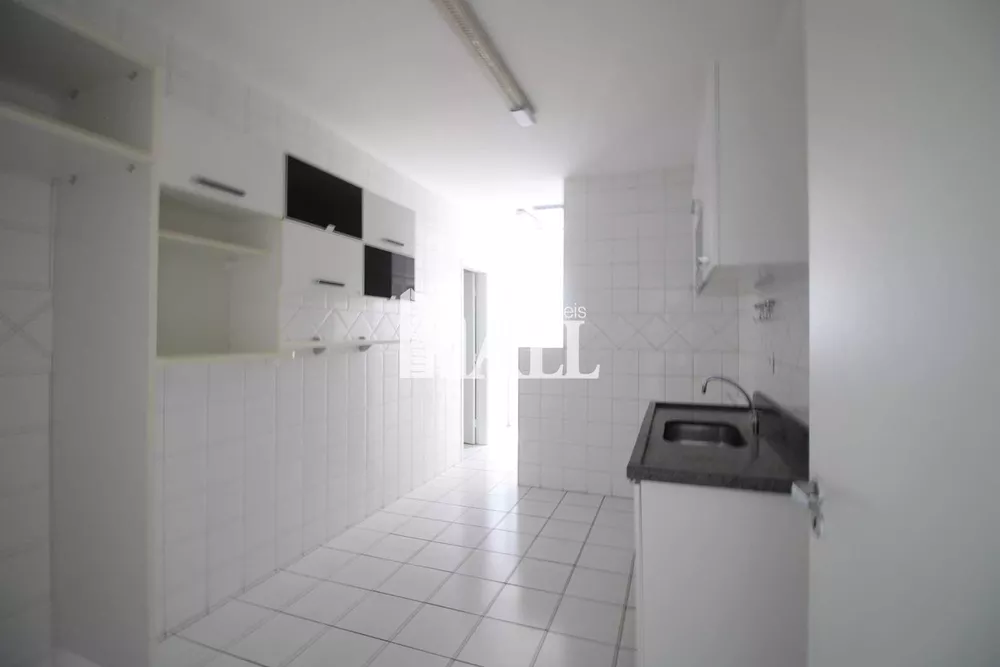 Apartamento à venda com 3 quartos, 127m² - Foto 3