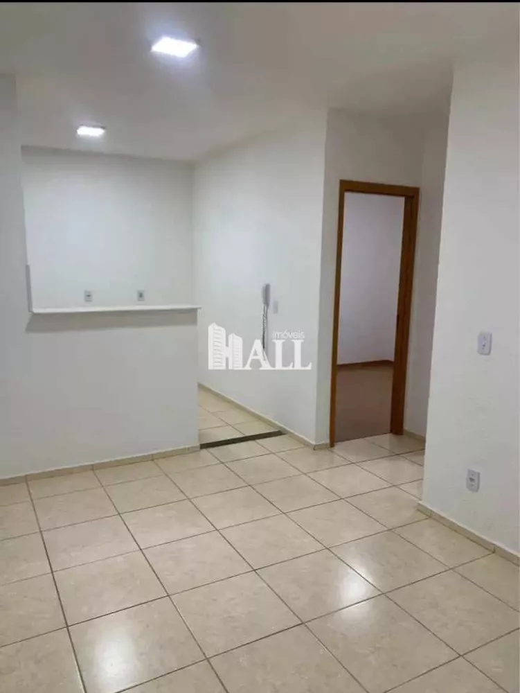 Apartamento à venda com 2 quartos, 45m² - Foto 1