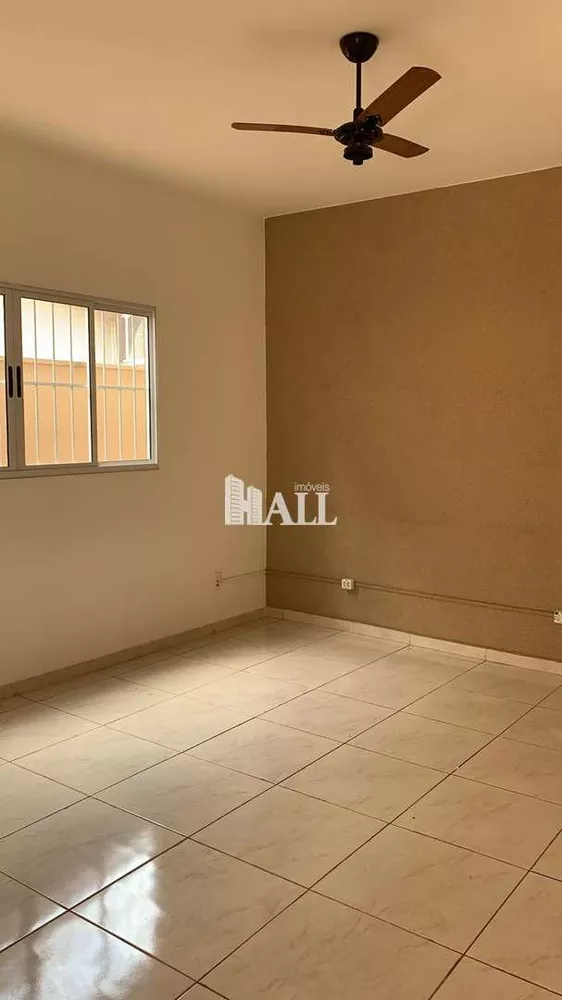 Casa à venda com 3 quartos, 168m² - Foto 3