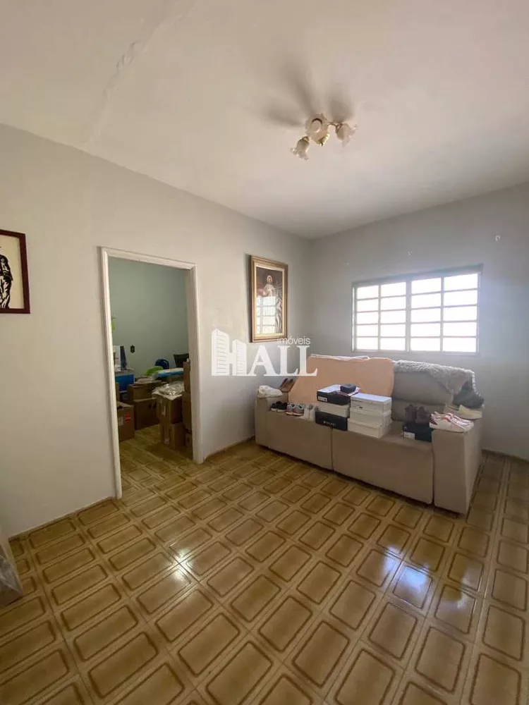 Casa à venda com 3 quartos, 200m² - Foto 2