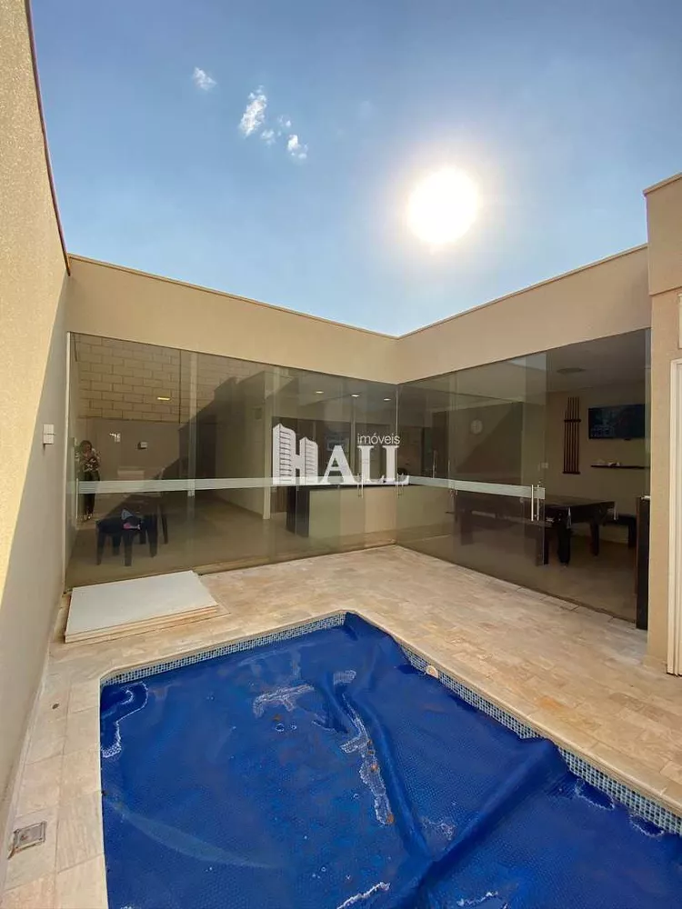 Casa de Condomínio à venda com 3 quartos, 188m² - Foto 1