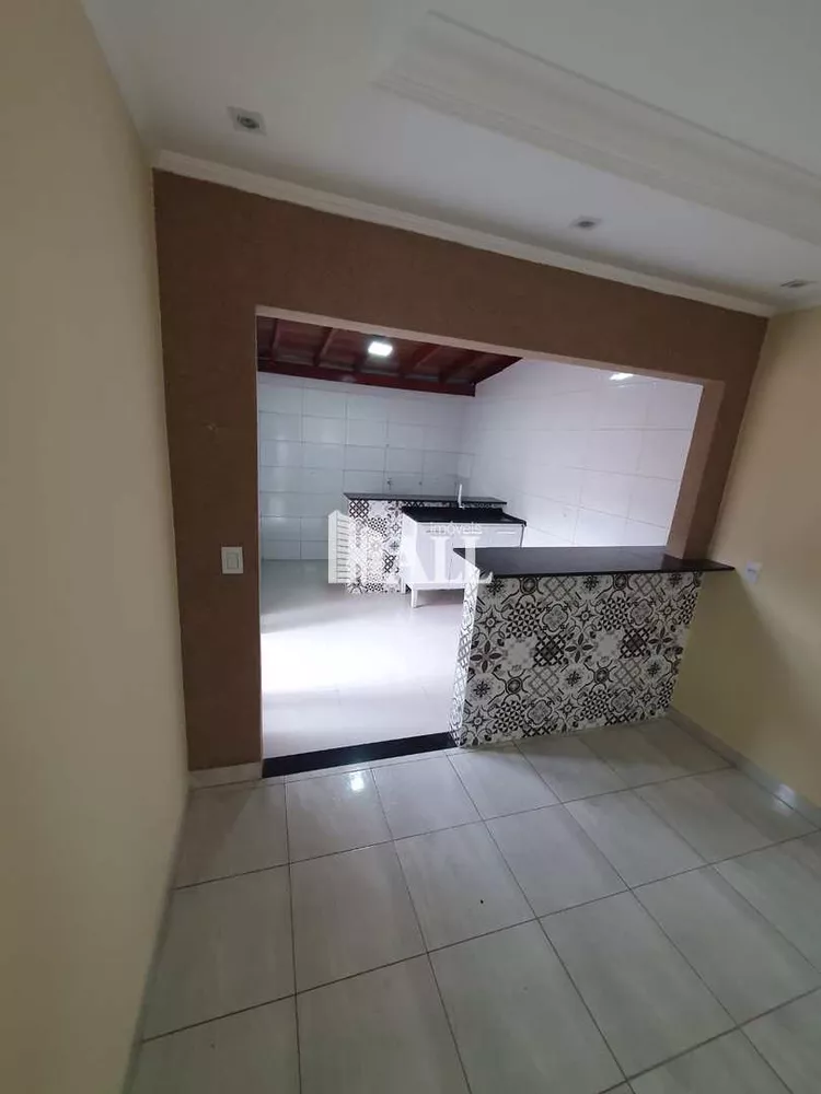 Casa de Condomínio à venda com 2 quartos, 70m² - Foto 3