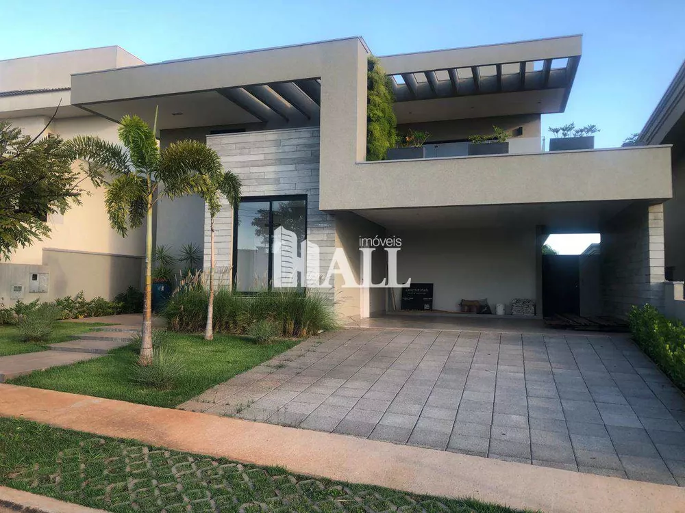 Casa de Condomínio à venda com 4 quartos, 392m² - Foto 1