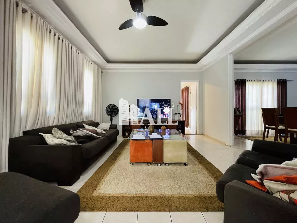 Casa à venda com 3 quartos, 500m² - Foto 3