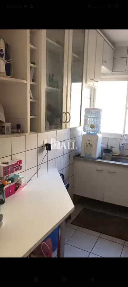 Apartamento à venda com 2 quartos, 70m² - Foto 1