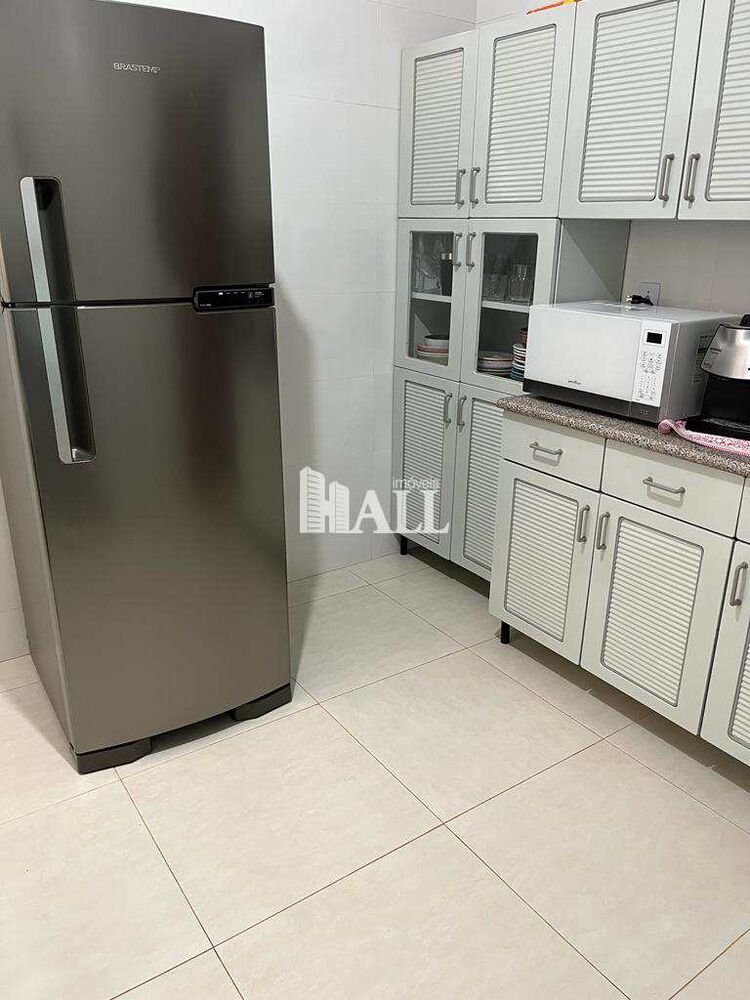 Apartamento à venda com 2 quartos, 84m² - Foto 3