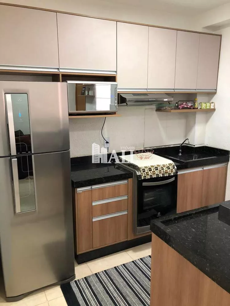 Apartamento à venda com 2 quartos, 45m² - Foto 1