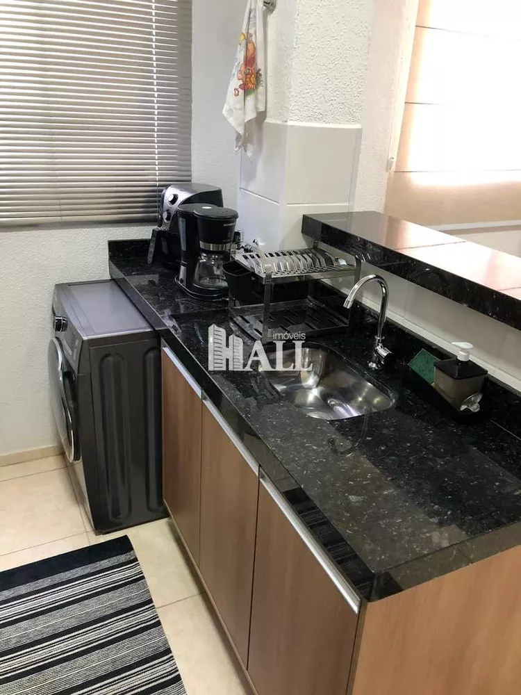 Apartamento à venda com 2 quartos, 45m² - Foto 2