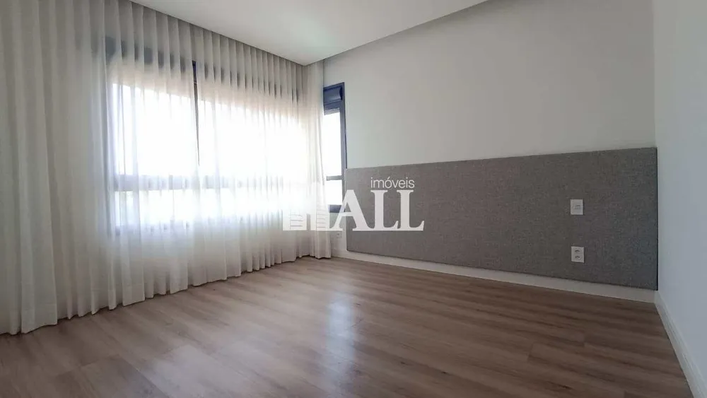 Apartamento, 3 quartos, 197 m² - Foto 2