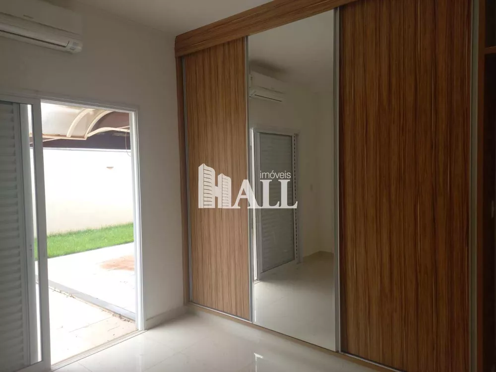 Casa de Condomínio à venda com 3 quartos, 200m² - Foto 3