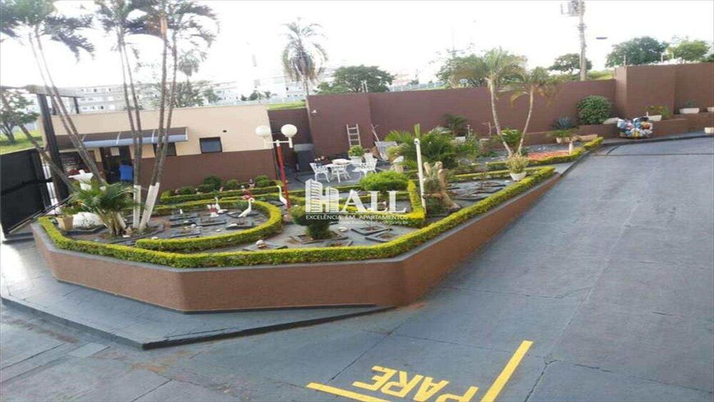 Apartamento à venda com 2 quartos, 70m² - Foto 4