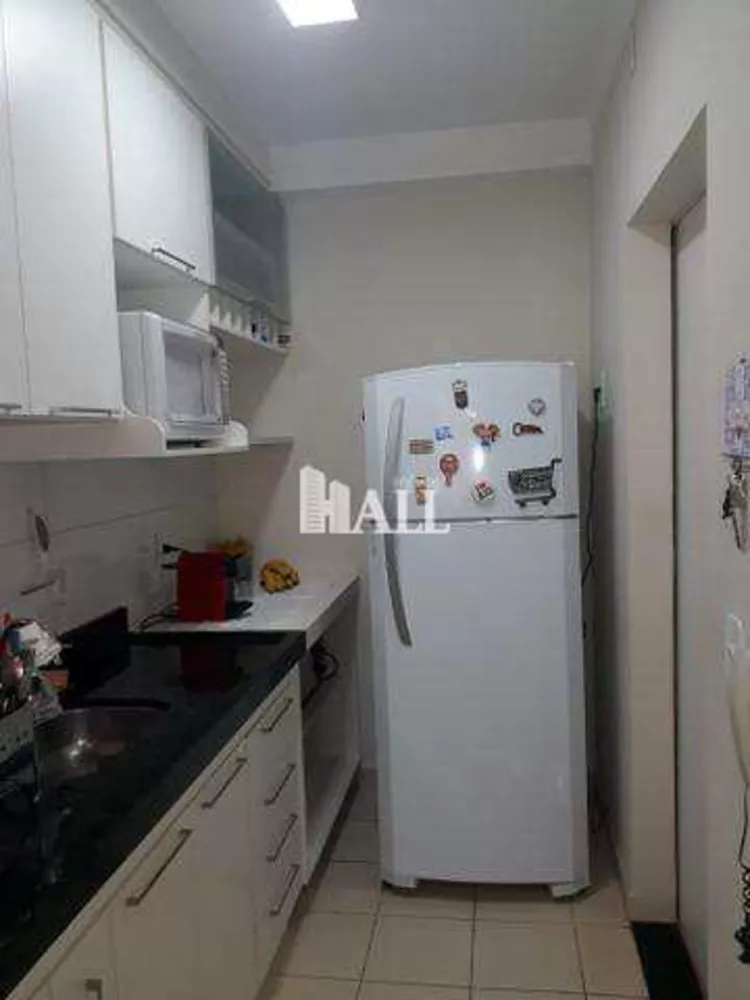 Apartamento à venda com 2 quartos, 50m² - Foto 3