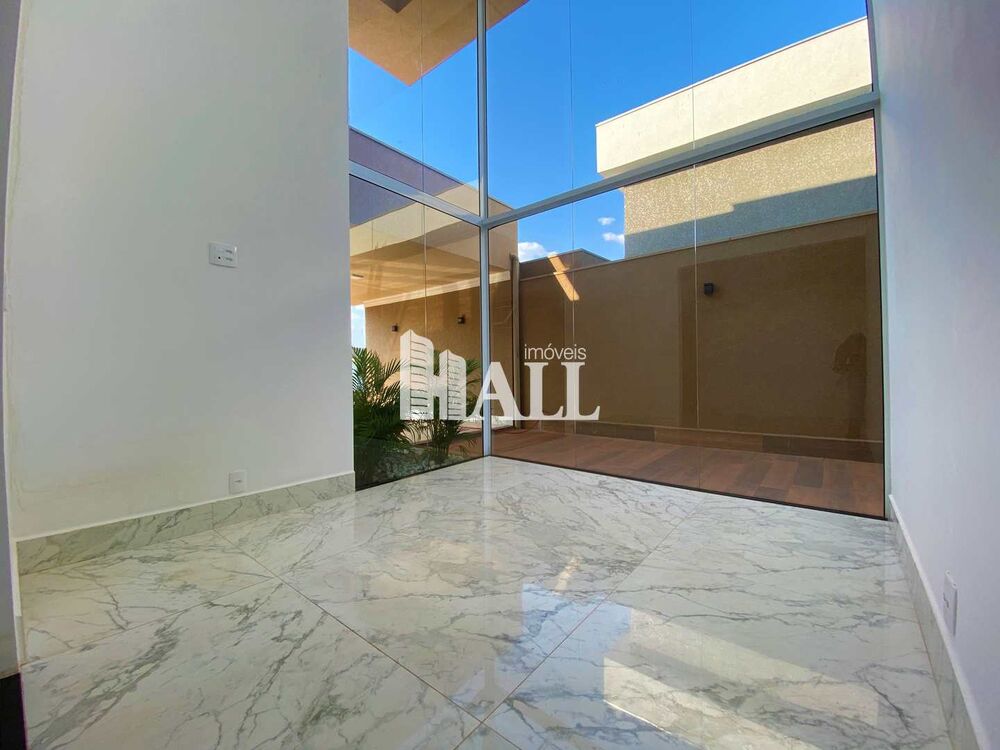 Casa de Condomínio à venda com 3 quartos, 260m² - Foto 1