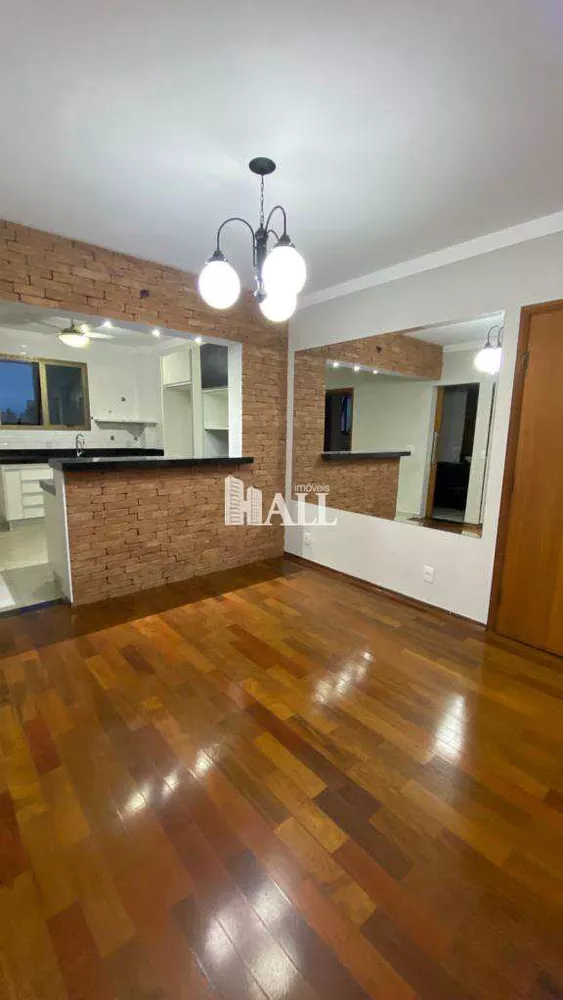 Apartamento à venda com 3 quartos, 113m² - Foto 2