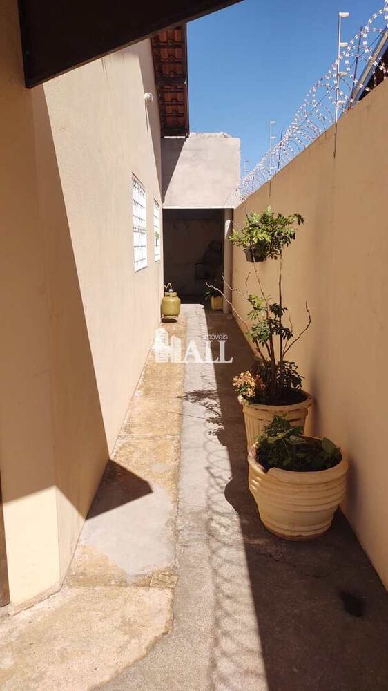 Casa à venda com 3 quartos, 133m² - Foto 4