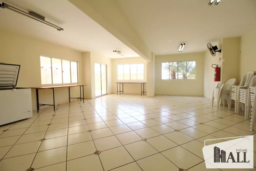 Apartamento à venda com 3 quartos, 96m² - Foto 4