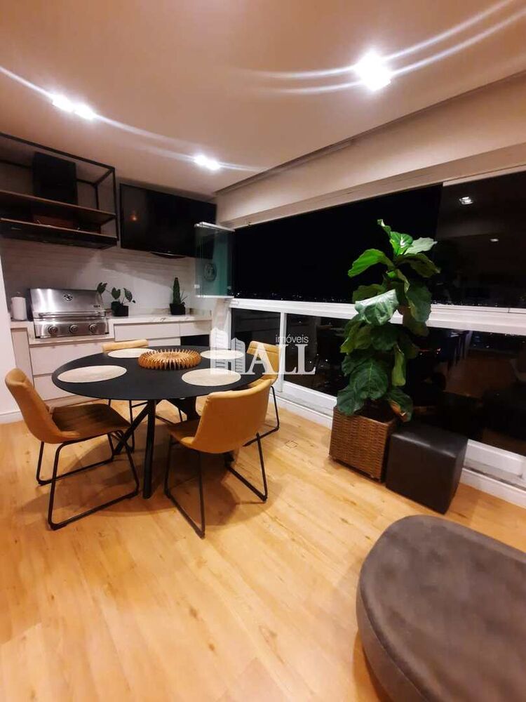 Apartamento à venda com 3 quartos, 115m² - Foto 3
