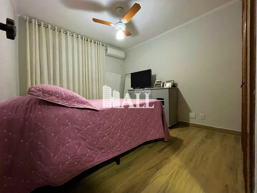 Apartamento, 3 quartos, 138 m² - Foto 2