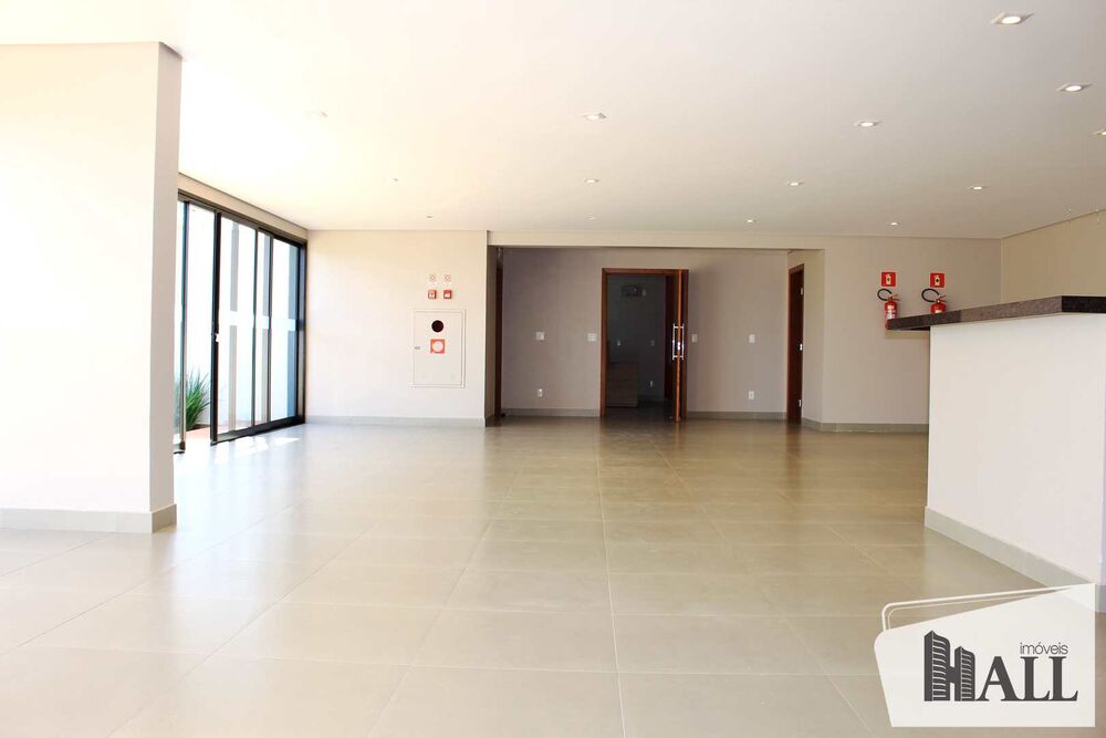 Apartamento à venda com 3 quartos, 218m² - Foto 4