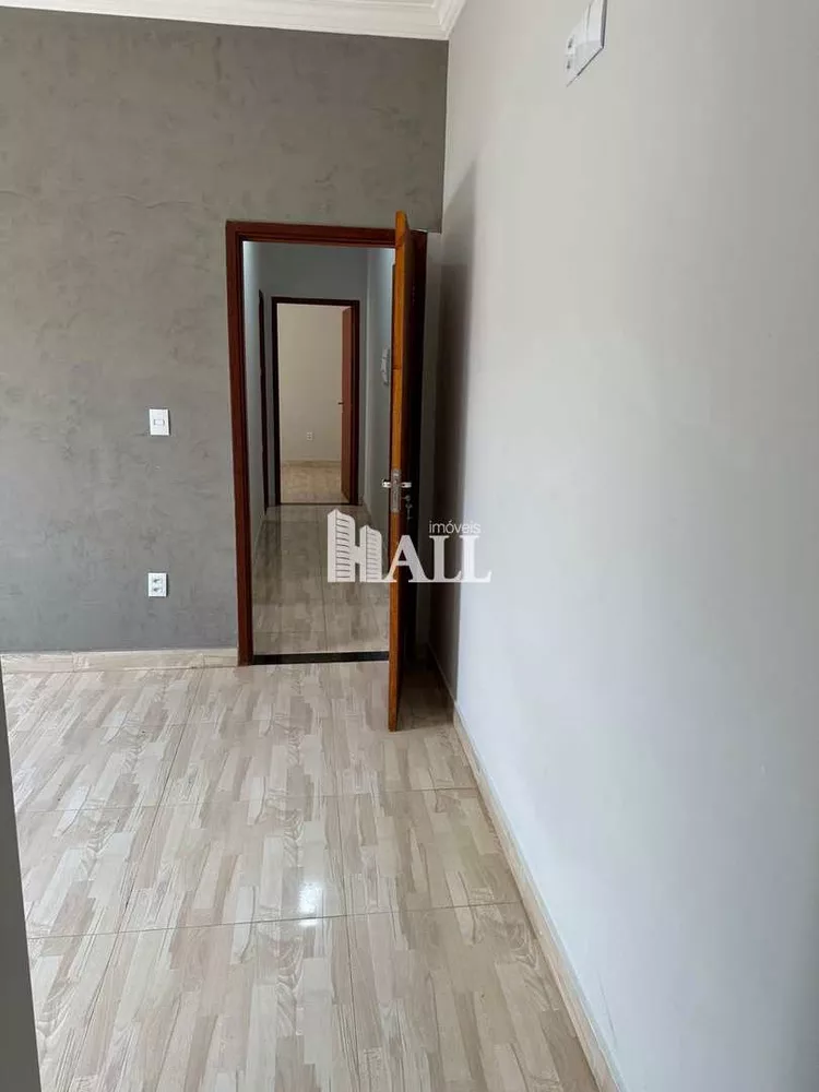 Casa à venda com 3 quartos, 187m² - Foto 4