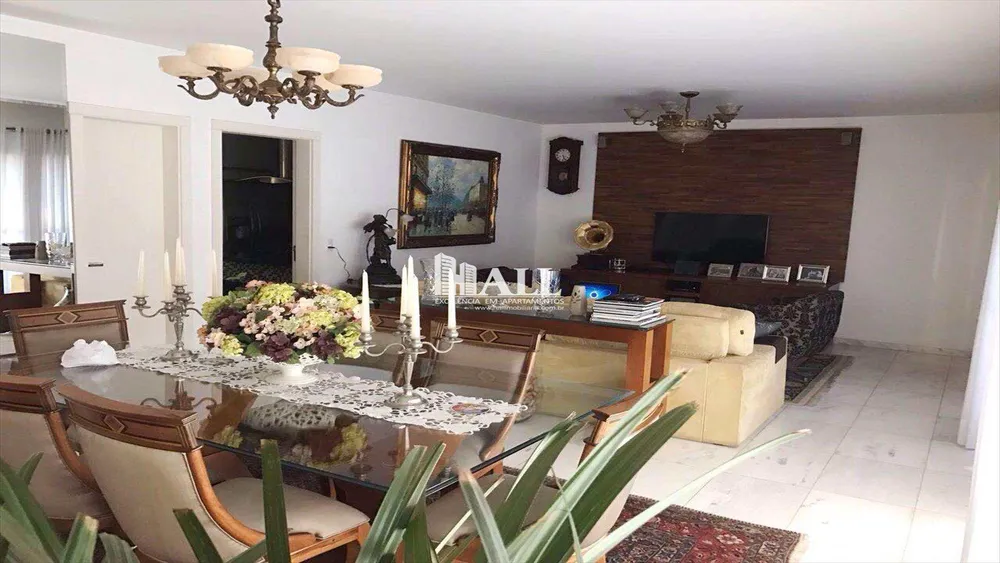 Apartamento, 3 quartos, 158 m² - Foto 1