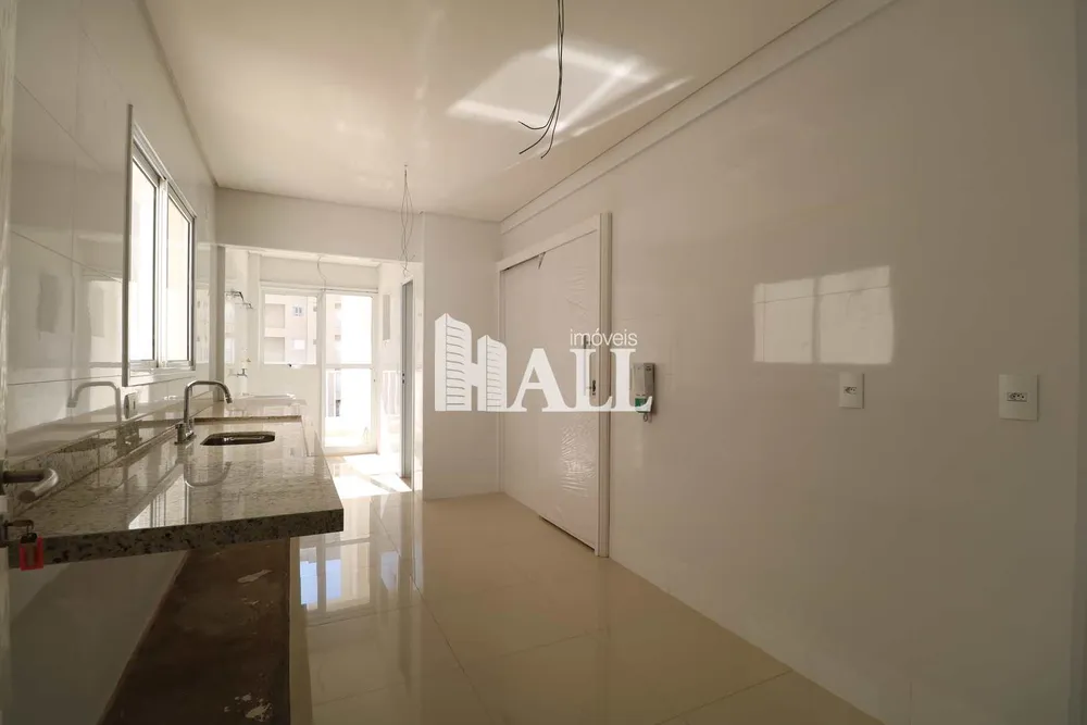 Apartamento, 3 quartos, 132 m² - Foto 2