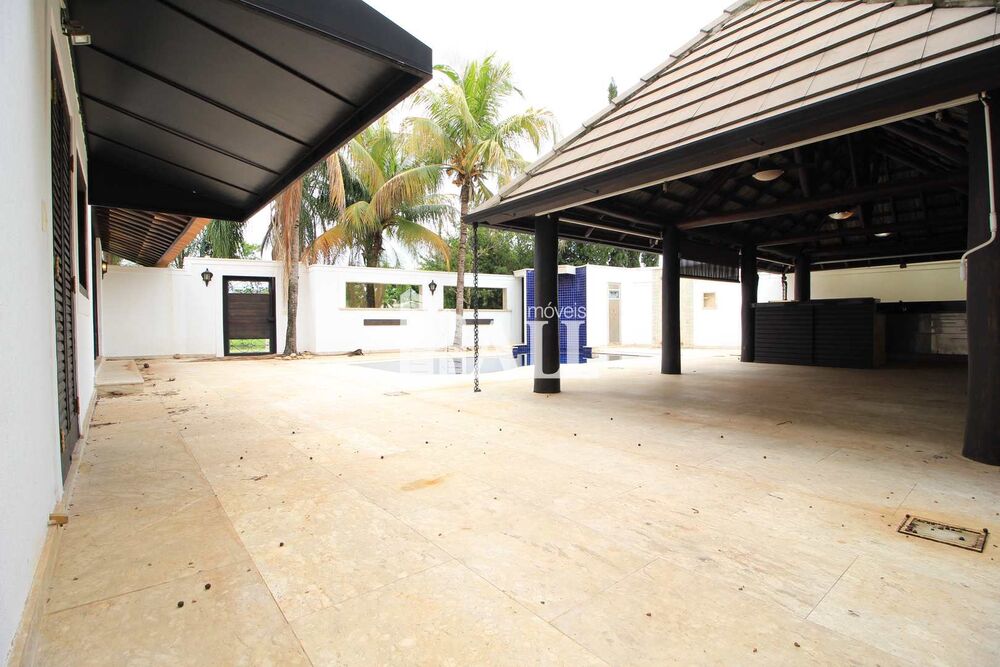 Casa de Condomínio à venda com 4 quartos, 386m² - Foto 3