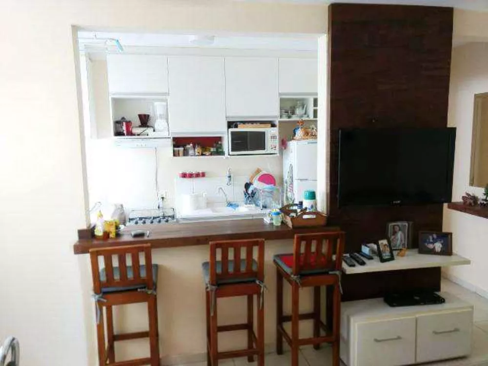 Apartamento à venda com 2 quartos, 50m² - Foto 1