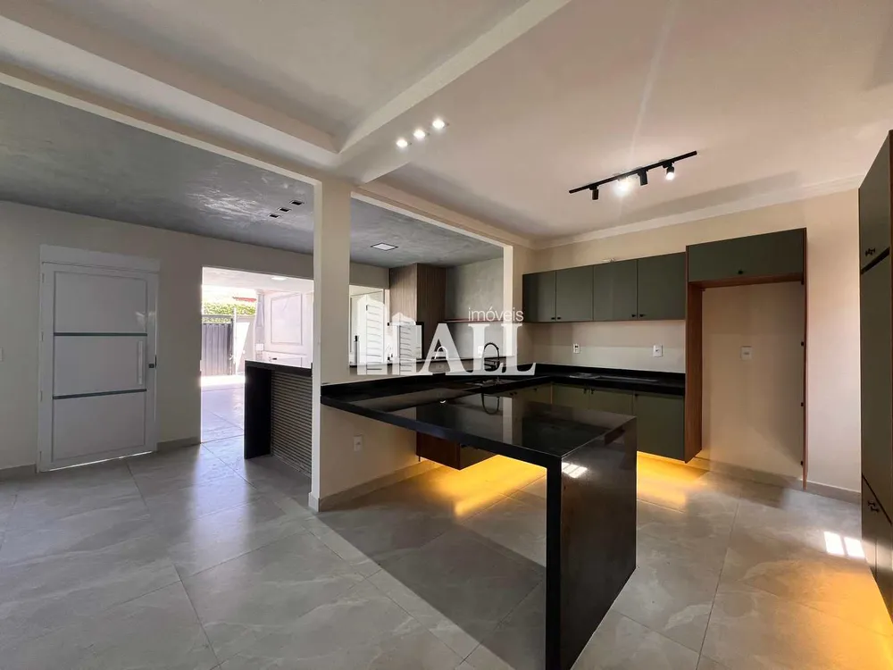 Casa, 3 quartos, 175 m² - Foto 3