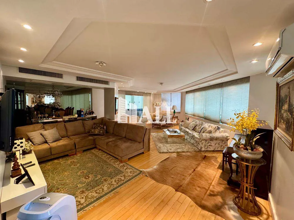 Apartamento, 3 quartos, 630 m² - Foto 2