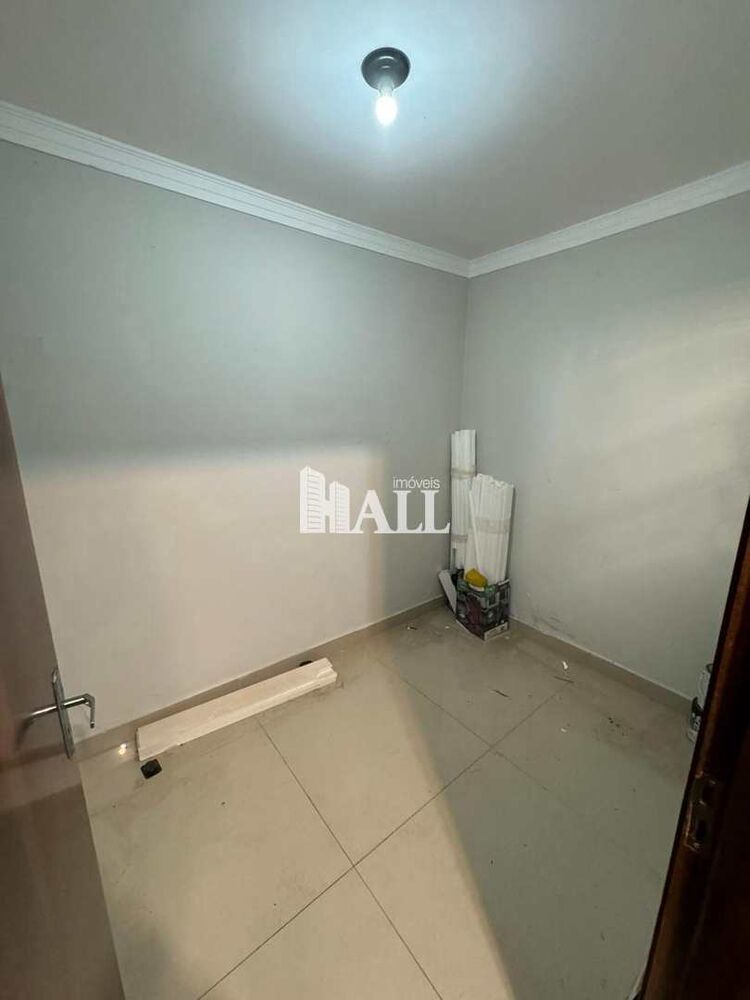 Casa à venda com 4 quartos, 163m² - Foto 3