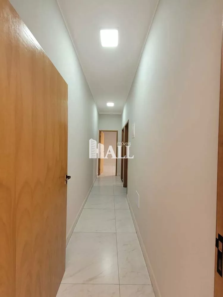 Casa à venda com 2 quartos, 85m² - Foto 1