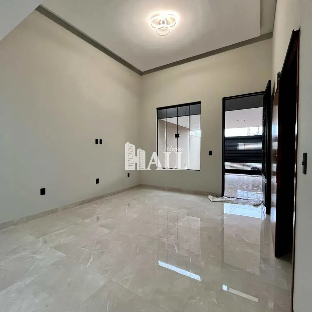 Casa, 3 quartos, 131 m² - Foto 2