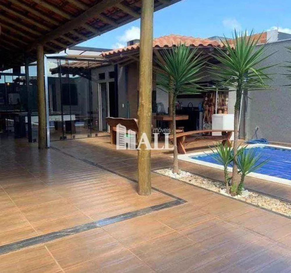 Casa à venda com 2 quartos, 180m² - Foto 9