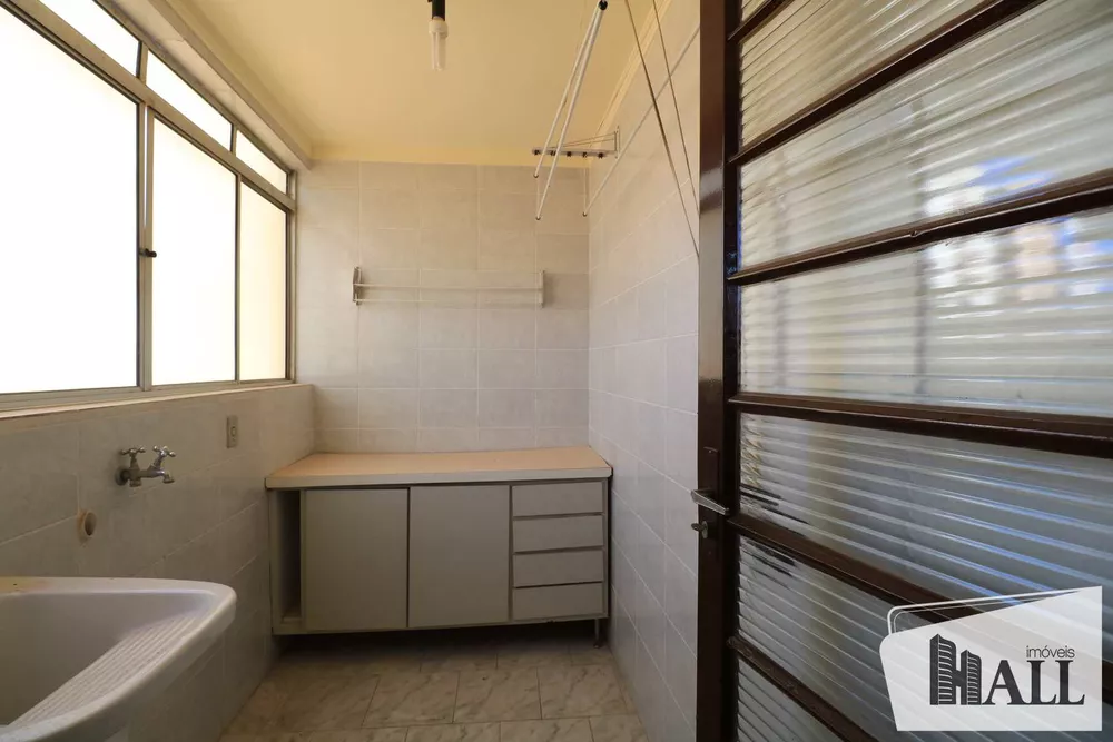 Apartamento à venda com 2 quartos, 78m² - Foto 2