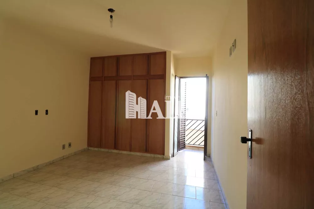 Apartamento à venda com 2 quartos, 78m² - Foto 4