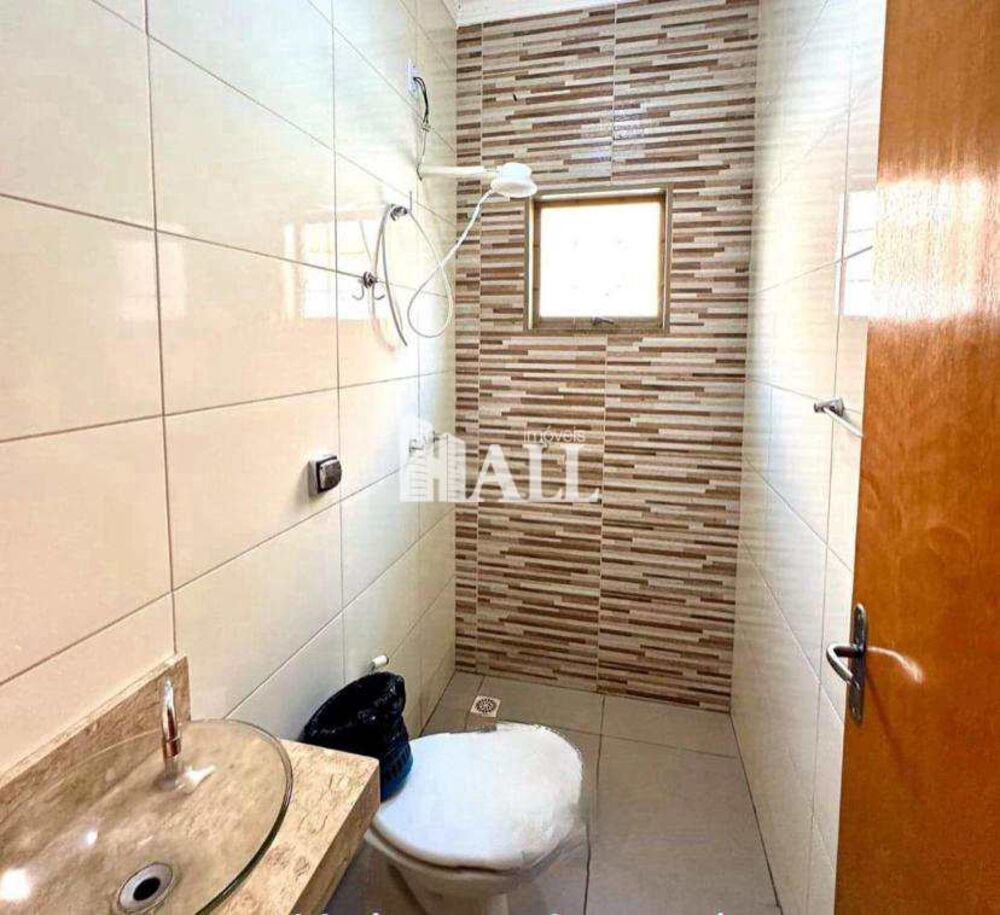 Casa à venda com 2 quartos, 115m² - Foto 2