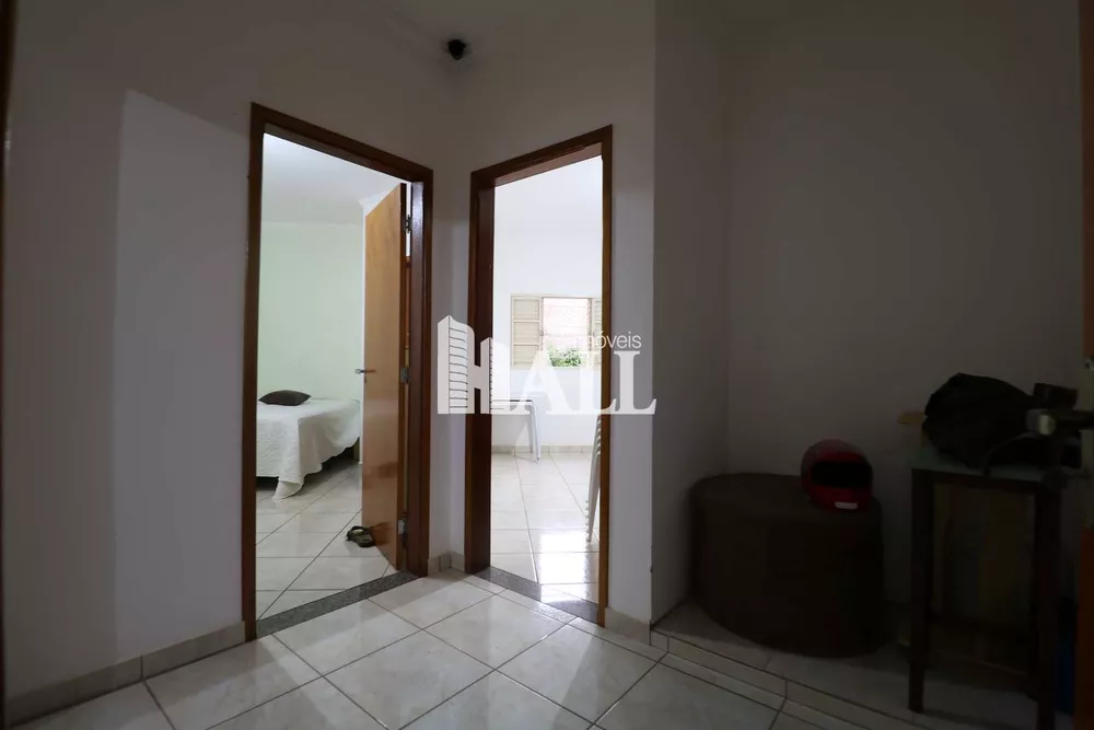 Casa à venda com 4 quartos, 160m² - Foto 4