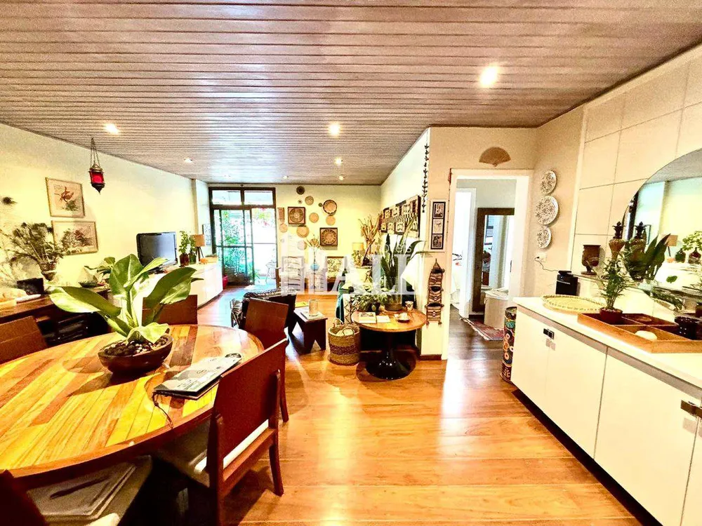 Apartamento, 3 quartos, 160 m² - Foto 2